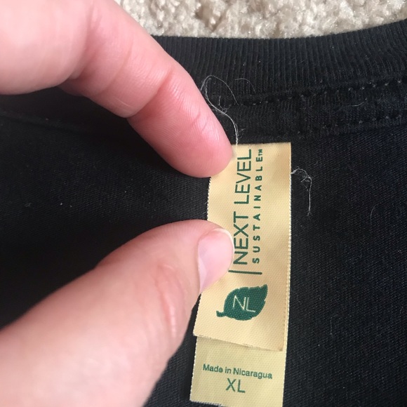 Koi fish black tee - Picture 2 of 4